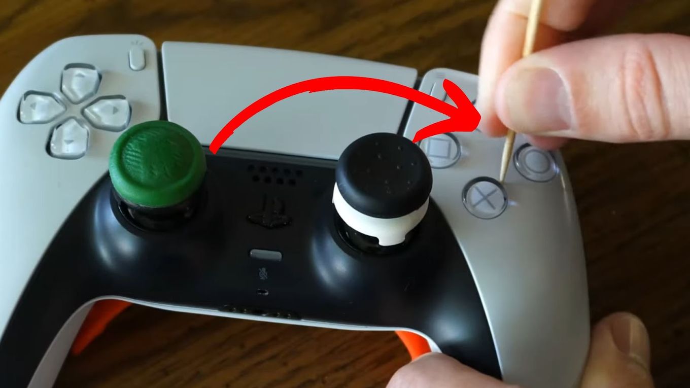Clean The Gap on your PS5 Controller