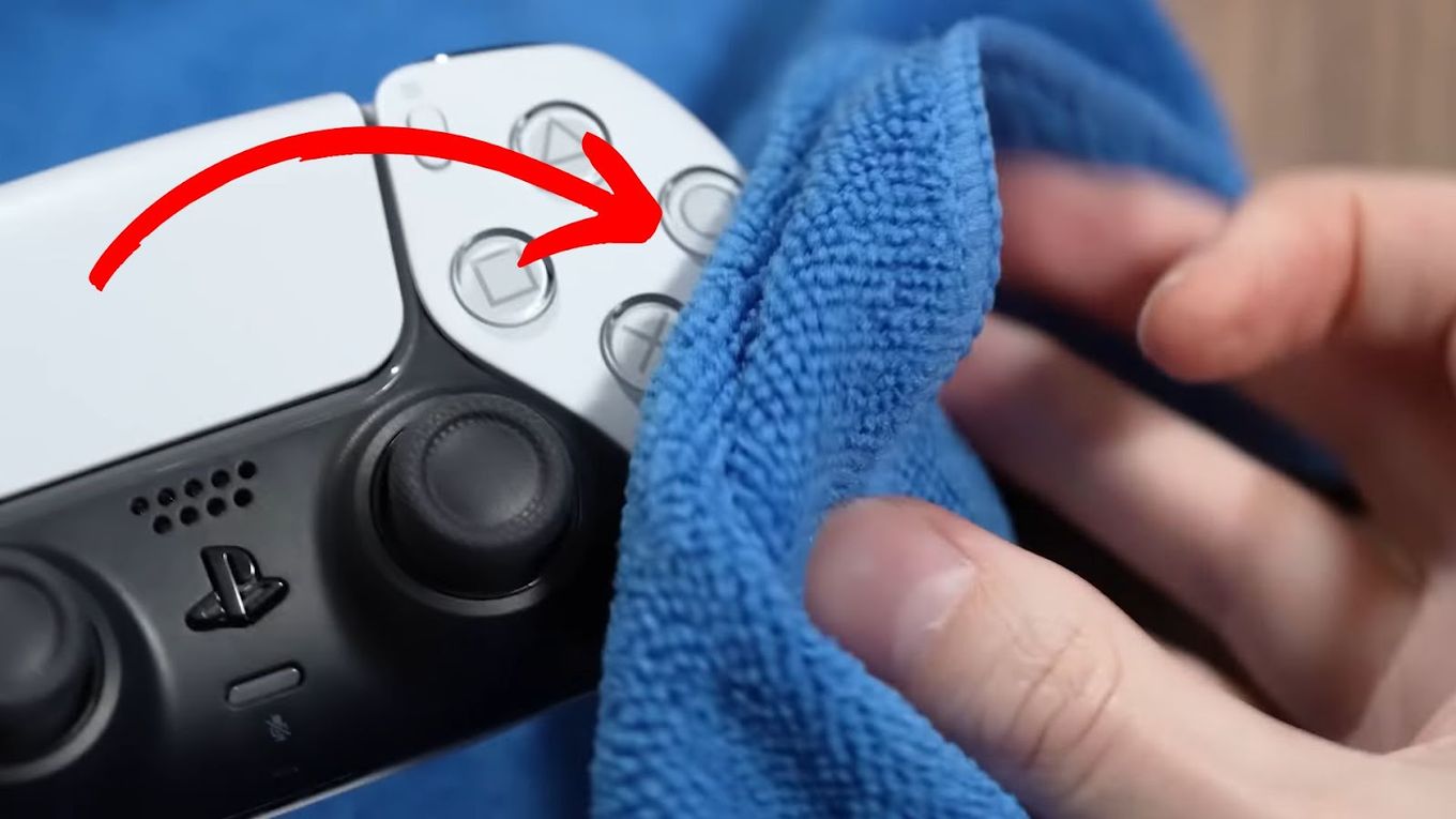 Dry The Buttons of The PS5 Controller