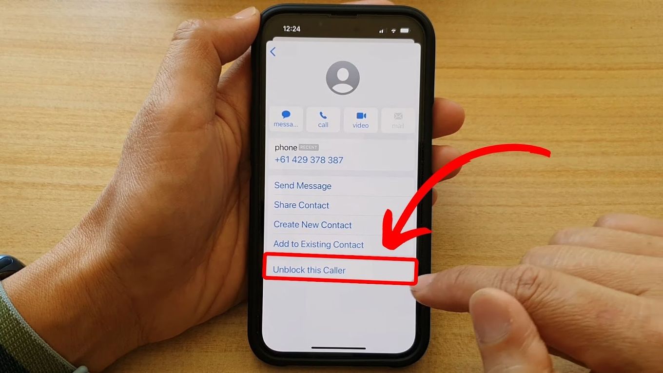 iPhone Unblock Contact- Tap Unblock this Caller