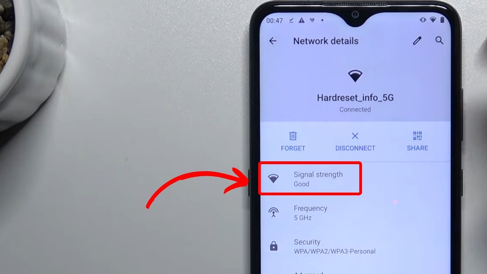 Check Phone’s Wi-Fi Connection - Fix Roku Freezing