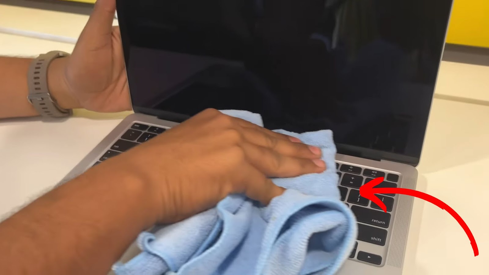 Absorb Liquid When Water Spills On Your MacBook