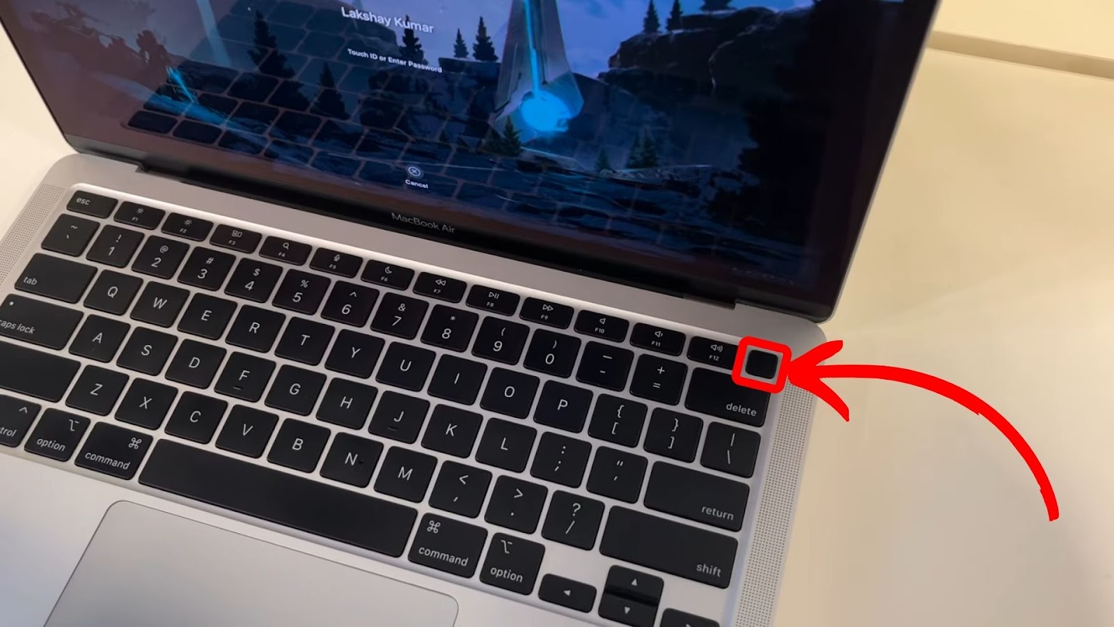 Turn Off MacBook When Water Spills On It
