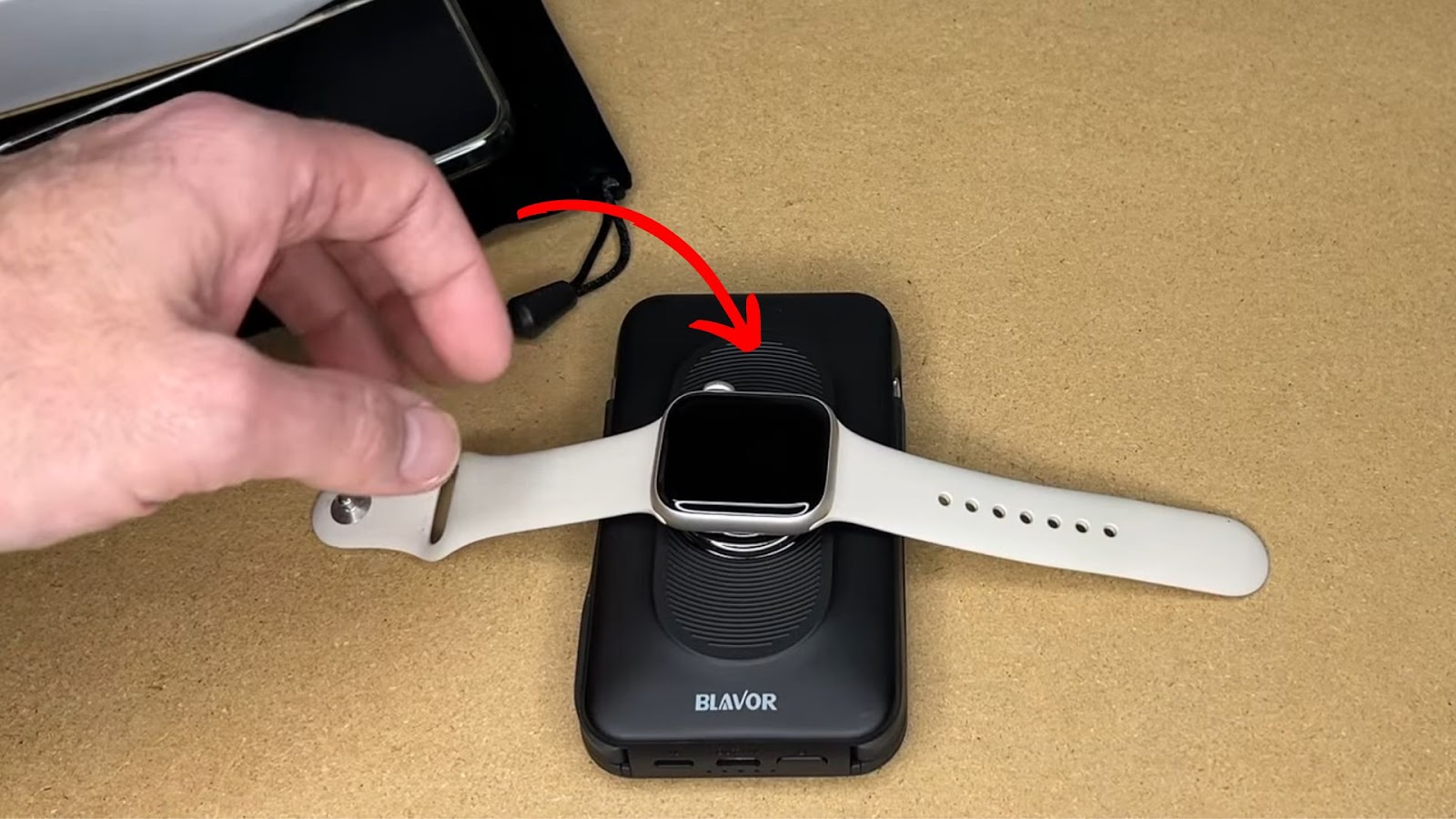 How to Charge the Apple Watch With a Power Bank